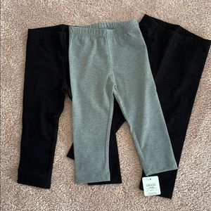 Never Worn Children’s place size 18-24 leggings
